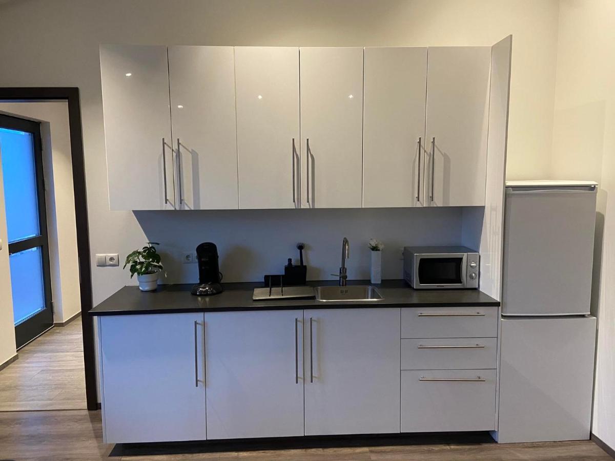 4 Person Room With Private Entrance And Bathroom Keflavík Екстериор снимка